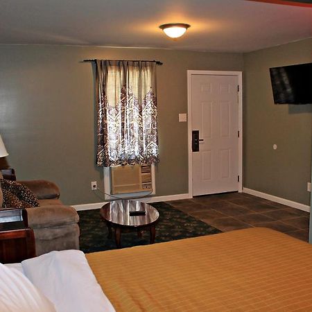 Jefferson Inn And Suites エクステリア 写真
